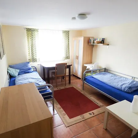 Historisches Meuder-bauerngarten * Zingst